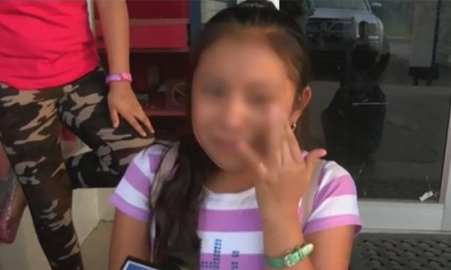 Niña pide llorando que liberen a su padre detenido en una mega-redada en EE.UU.