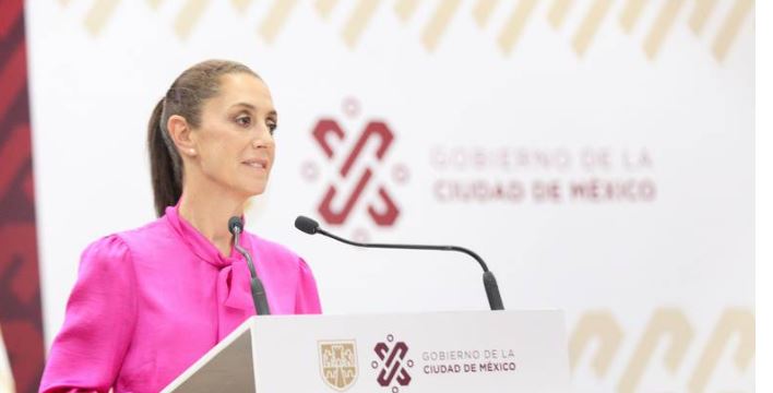 Aprobación de Sheinbaum cae a su nivel más bajo en 2022