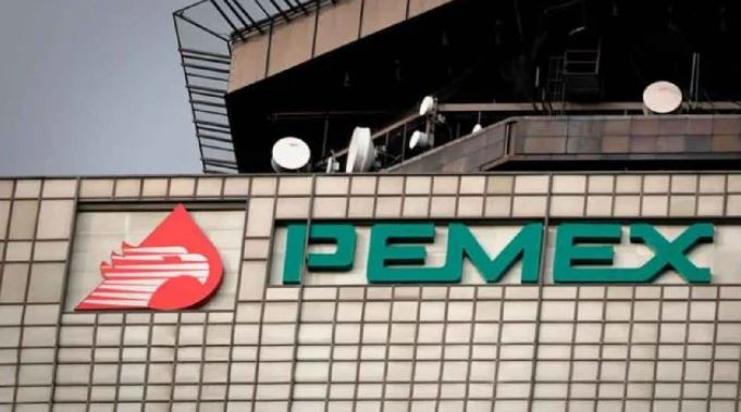 Pemex en aprietos: cancela contrato por falta de presupuesto