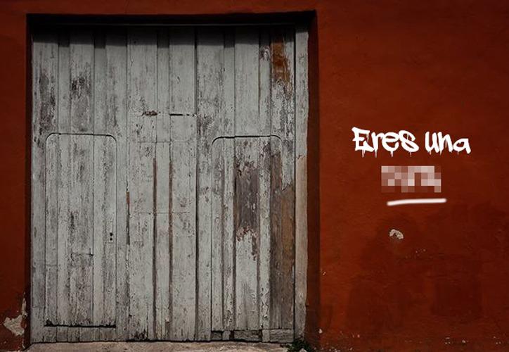 Mérida: Grafiteó con insultos la casa de su ex pareja y está en líos legales