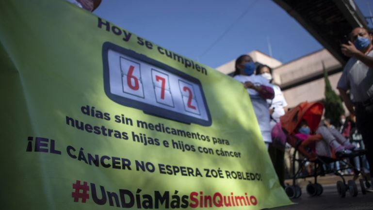 La 4T enfrenta más de 300 demandas de pacientes con cáncer y VIH