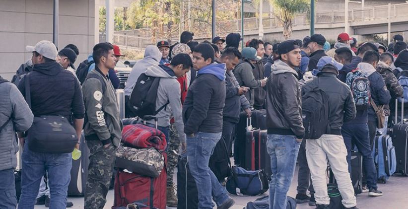 Miles de mexicanos en NY temen acabar allá en una fosa común por Covid-19