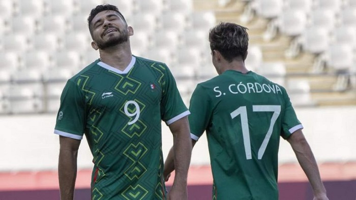 Afición se quejó del uniforme de México en su debut ante Francia