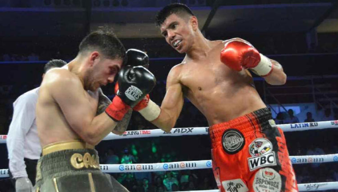 ¡Lo mandó a dormir! Joselito Velázquez ganó el título mundial con un KO a Andrés Campos