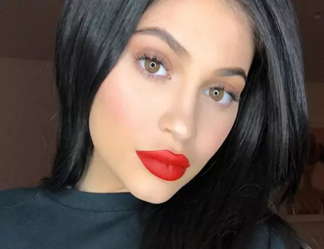 Kylie Jenner anuncia que aparecerá en Playboy