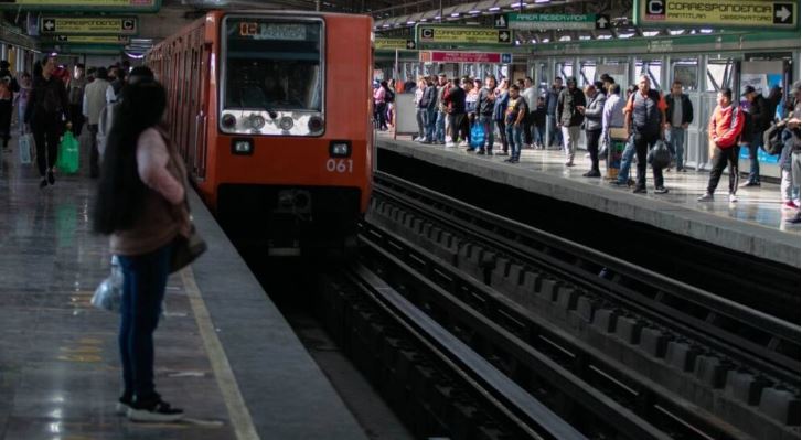 (VÍDEO) Conductor del Metro CDMX alerta por modus operandi para secuestrar a jóvenes