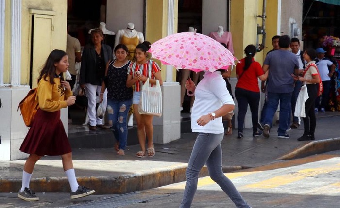 Pronostican nublados y posibles lloviznas para hoy en Yucatán