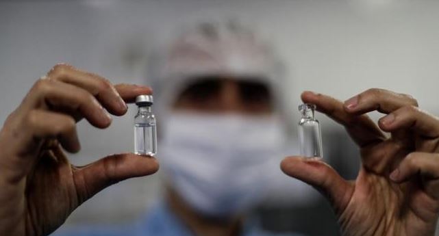 OMS advierte que las primeras vacunas contra Covid-19 no serán "100% efectivas"