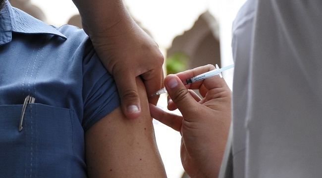 Refuerza SSY esquema de vacunación contra la influenza