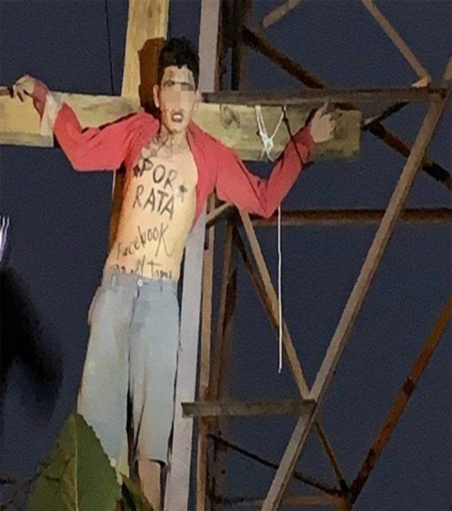 Presunto ladrón fue crucificado en Michoacán