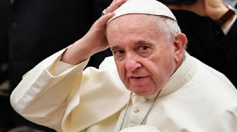 "Todo feminismo acaba siendo un machismo con falda": Papa Francisco
