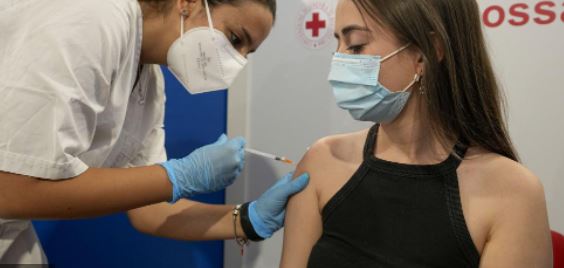 Jóvenes yucatecos de 19 municipios recibirán sus dosis de vacuna del 16 al 19 de mayo