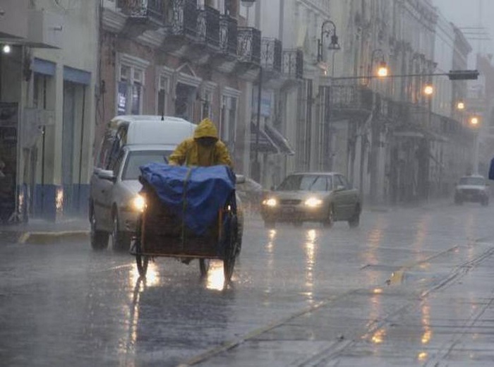 Yucatán: Influencia de frente frío causaría algunos chubascos