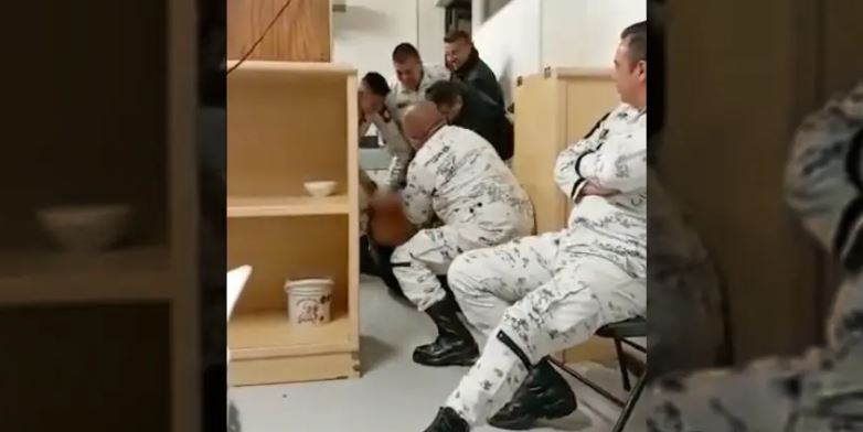 Filtran vídeo de agentes de la Guardia Nacional en donde "nalguean" a compañero