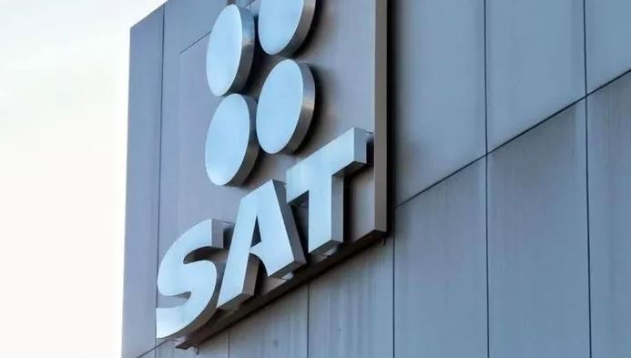 SAT anuncia nuevo delito fiscal; habrá castigo por simulación laboral