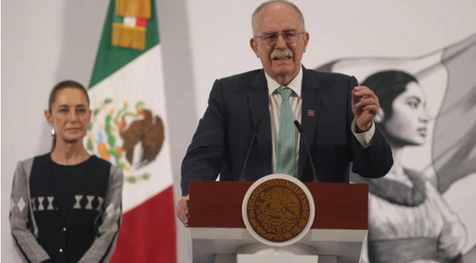 Julio Berdegué culpa a EE.UU. por no controlar expansión de gusano barrenador