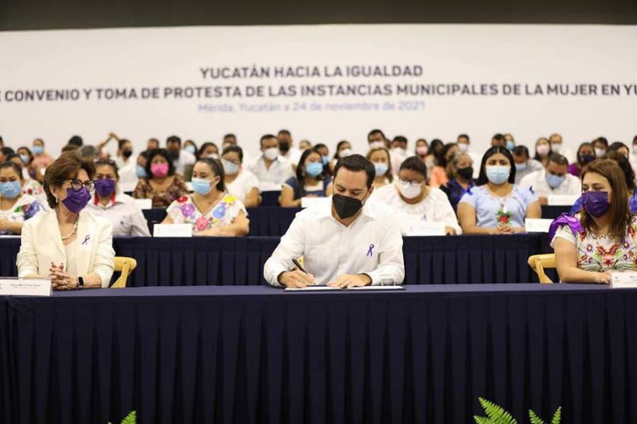 Yucatán: Pacto con 106 municipios para establecer instancias de apoyo a la mujer