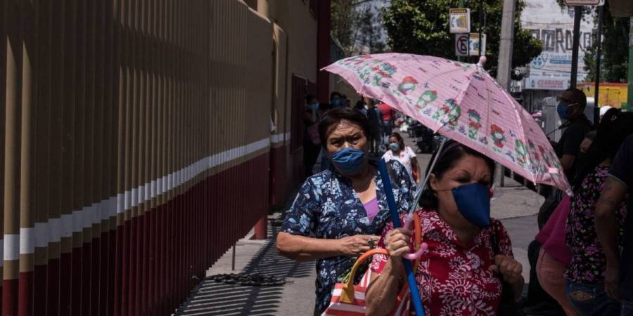 Hospitales del Valle de México operan al límite de su capacidad por covid-19