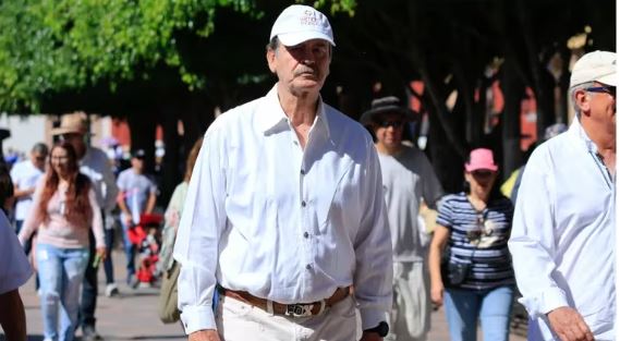 Vicente Fox volvió a X, luego de quedarse sin cuenta