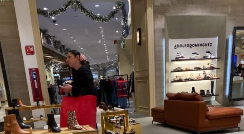 Ana Guevara, de compras en el Palacio de Hierro, en horario laboral