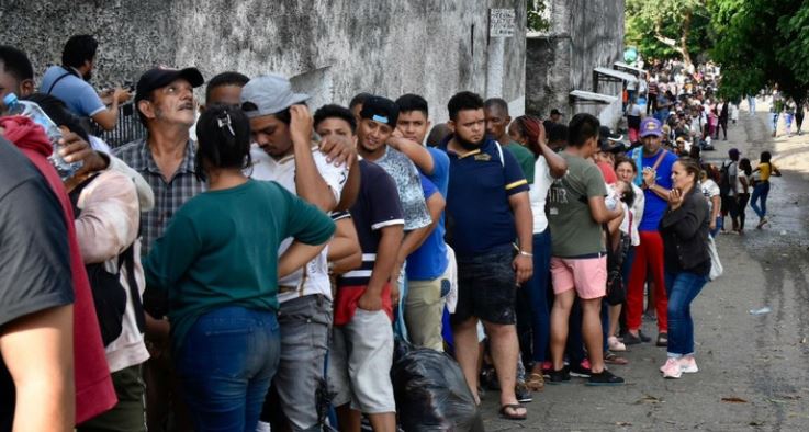 Reportan oleada récord de migrantes en la frontera sur de México