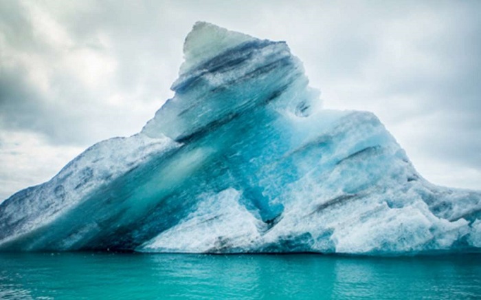 ¡Preocupante!  El iceberg más grande del mundo se hace pedazos