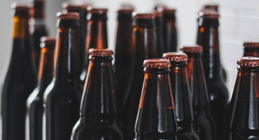 OMS recomienda aumentar impuestos al alcohol y las bebidas azucaradas