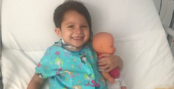 Niña fue desconectada: muere por falta de medicinas en México, señala el papá