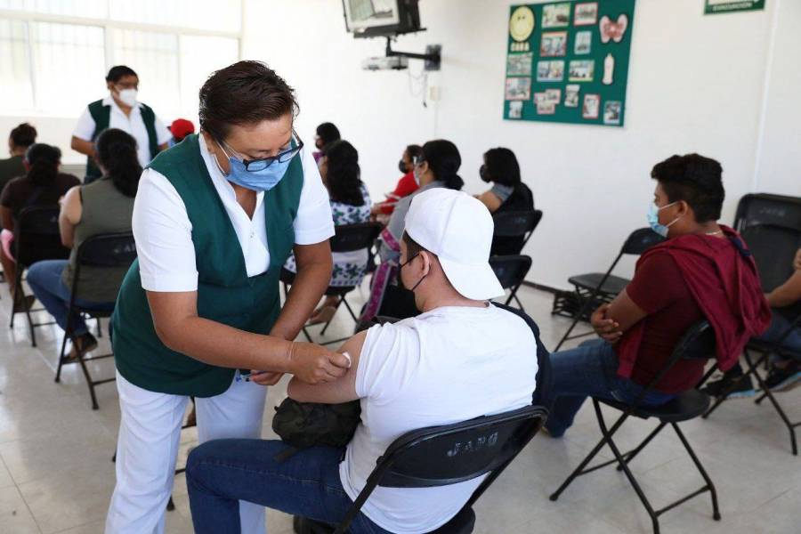 Jovenes de 15-17 años de Mérida y otros 67 municipios serán vacunados del 7 al 12 de diciembre