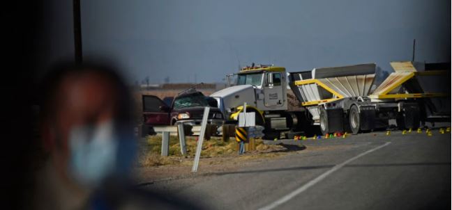 Fallecen 10 mexicanos en accidente automovilístico en California