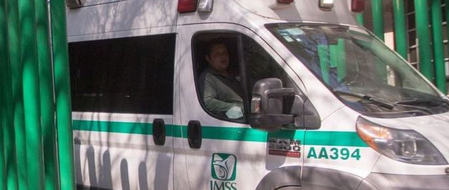 IMSS cumplirá con la ley si juez ampara a mujer para recibir vacuna anticovid