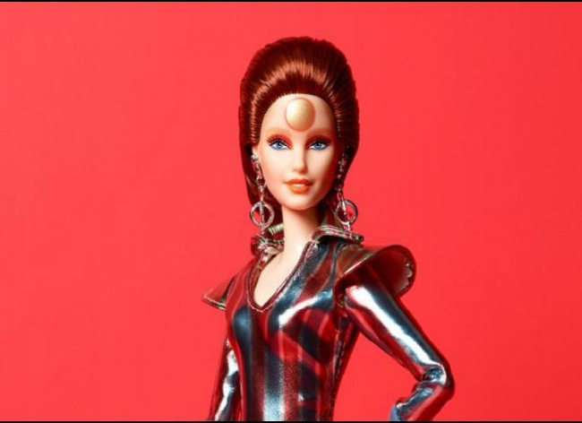 Barbie lanza muñeca inspirada en David Bowie