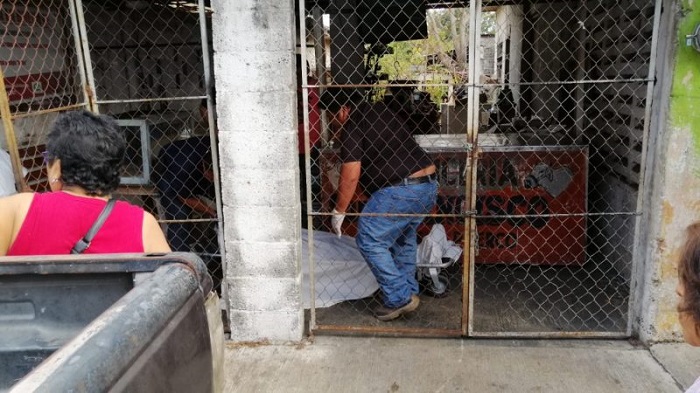 Mérida: Carnicero abría su negocio para trabajar y de pronto muere