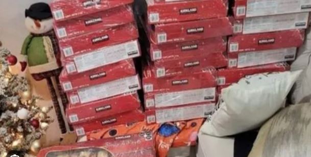 Revendedor ‘remata’ roscas de reyes de Costco a 650 pesos: “se me quedaron, apoyen”