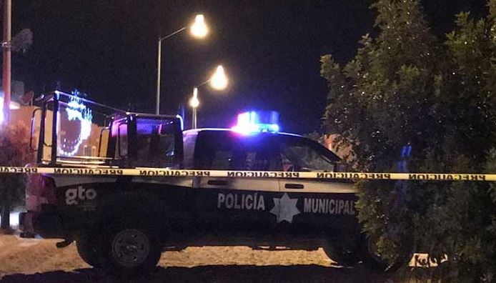 Guanajuato: Comando irrumpe en casa de anciana y le dispara, muere en el hospital