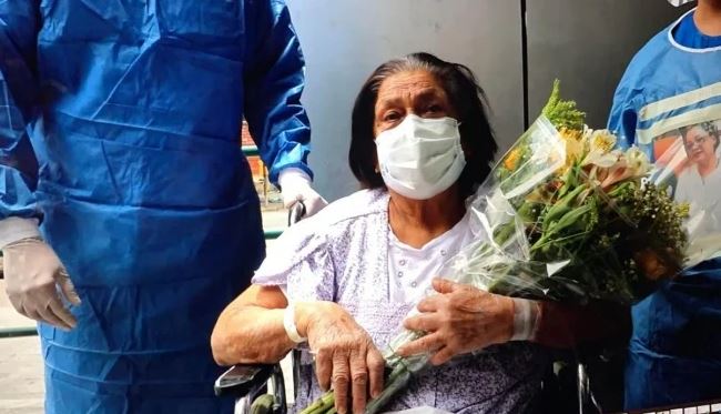 Nuevo León: Abuelita de 84 años supera el Covid-19