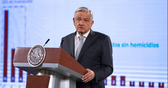 López Obrador pedirá Twitter lista de sus clientes por "bots"