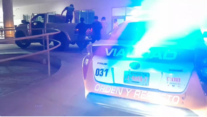 Joven muere tras ser golpeado y apuñalado por un grupo de sujetos en Torreón