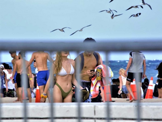 28 estudiantes de EE.UU. dan positivo al Covid-19 tras “spring break” en Los Cabos