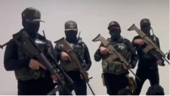 CJNG amenaza a mandos policiacos de Puebla y exhibe a exagente secuestrado