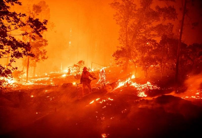 Desafortunado récord: incendios arrasan con más de 800,000 has en EE.UU.