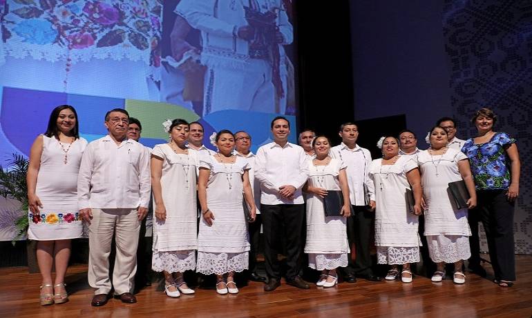 Yucatán: Autorizan que el Himno Nacional se interprete en lengua maya en eventos oficiales