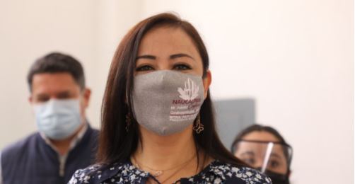 Alcaldesa de Naucalpan burla el semáforo rojo de Edomex y se casa en Morelos