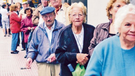 Envían a diputados propuesta de reforma de pensiones