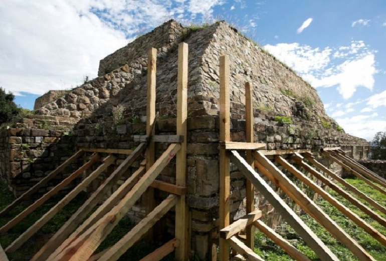 Restauración del patrimonio en suspenso ante sismos, INAH