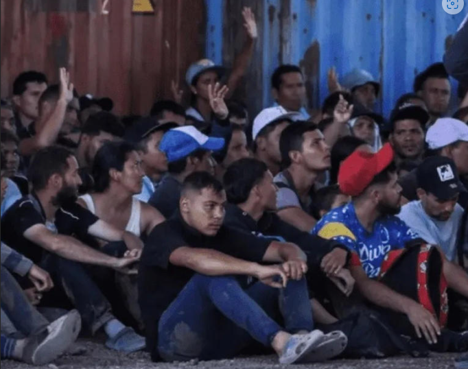 Detención de migrantes en Texas: Basta con que "sospechen" que cruzaron ilegalmente