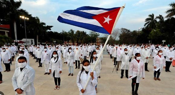 700 Médicos Cubanos ya Están Trabajando en México, dice López Obrador