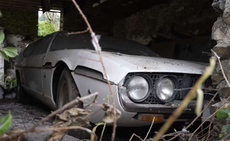 Hallan extraño Lamborghini abandonado; solo hay 130 en todo el mundo