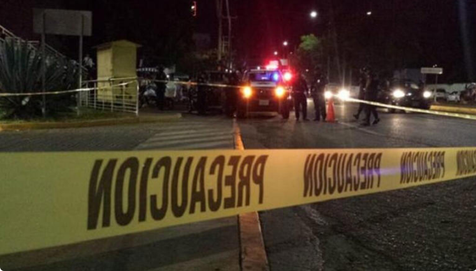 Abandonan hielera con cabeza humana y narcomensaje al norte de Veracruz