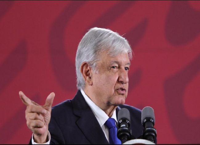 AMLO descarta expulsar a Salinas Pliego de consejo asesor